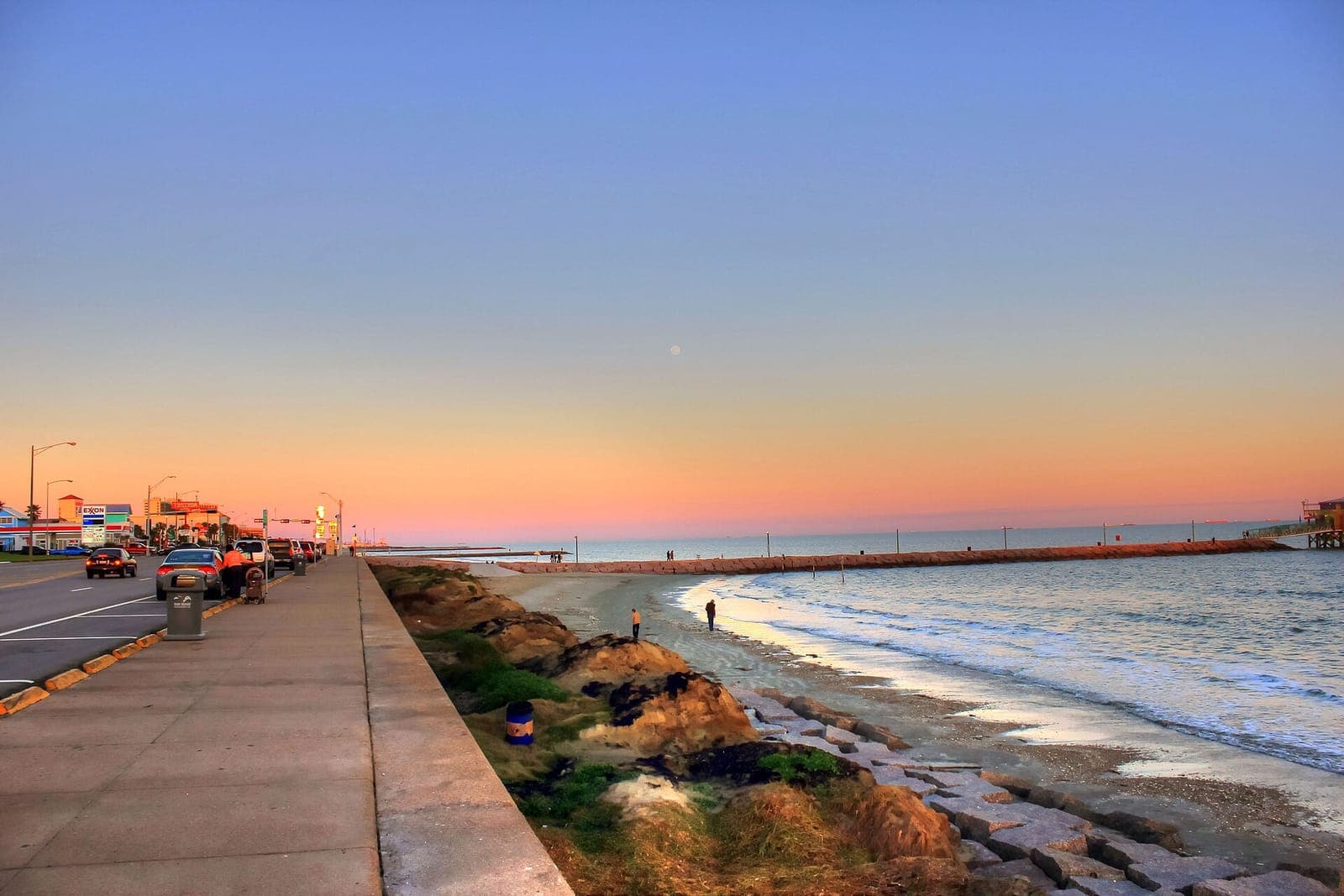 Golf cart rentals in Galveston — Explore Galveston with ease using golf carts on designated roads and beaches.